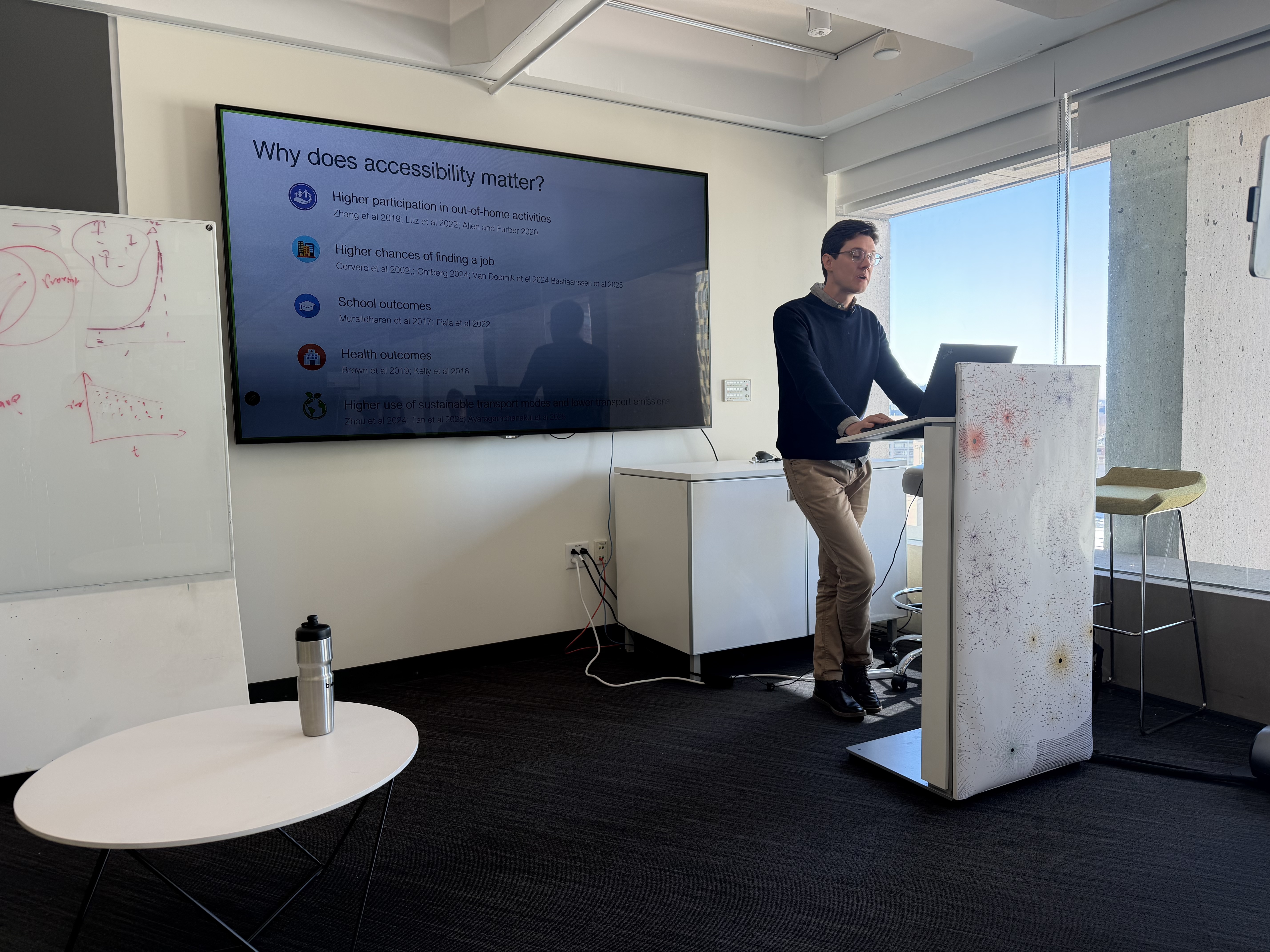 Rafael H. M. Pereira during his SUNLab visit